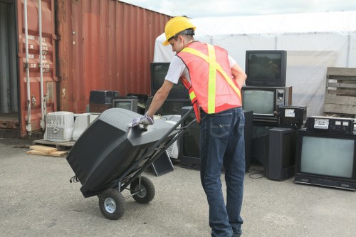Choosing a reliable home clearance company in Morden